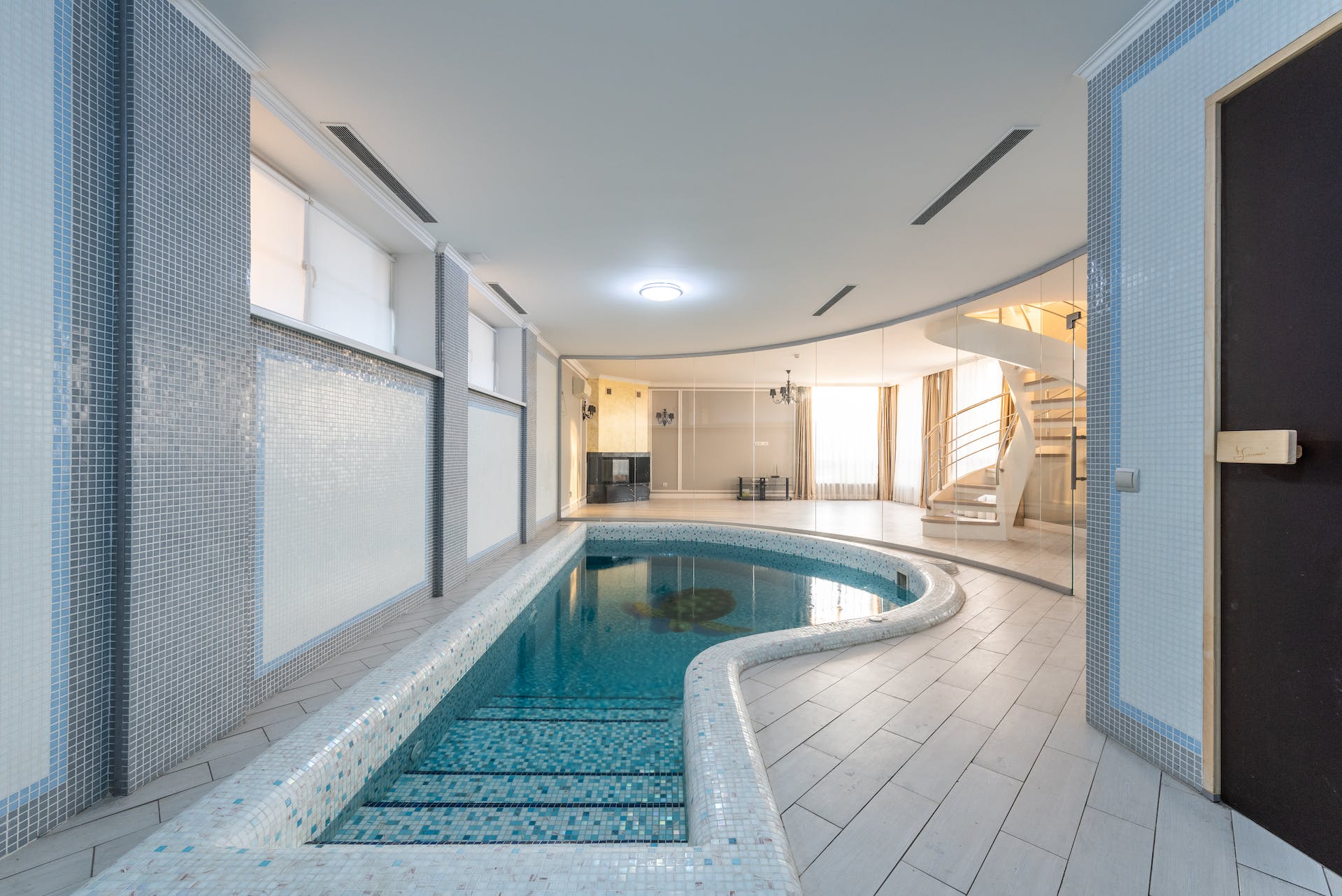 Soluzioni per la gestione di hotel, centri benessere, piscine e centri sportivi